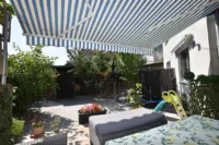 Terrasse mit Garten